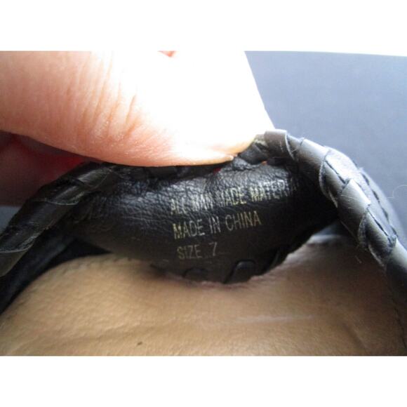 Restricted Black Faux Leather Whipstitch Ankle Strap High Heel Sandals Women 7 - Picture 11 of 11